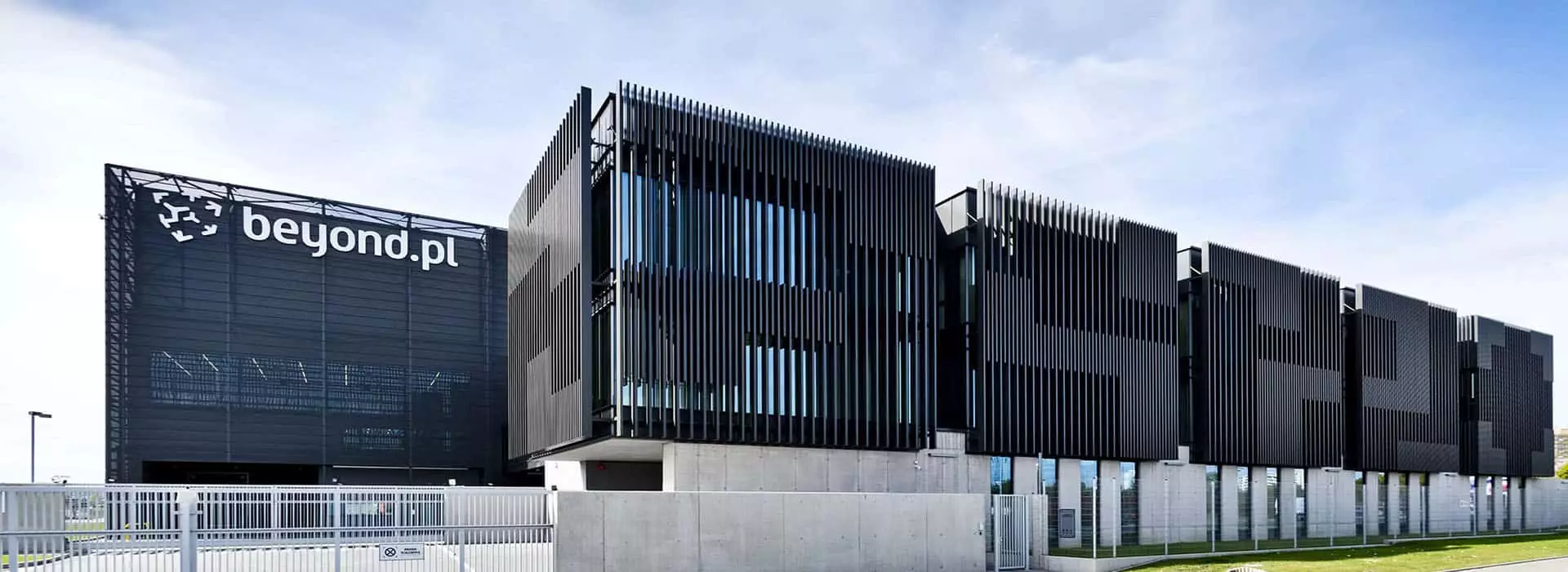 Data center 2 | Beyond.pl